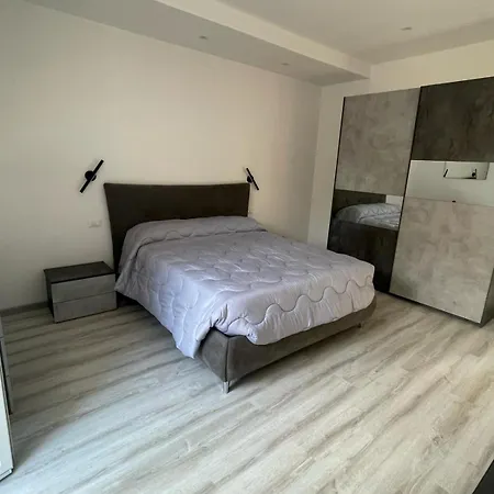 The Leaf アパート ローマ