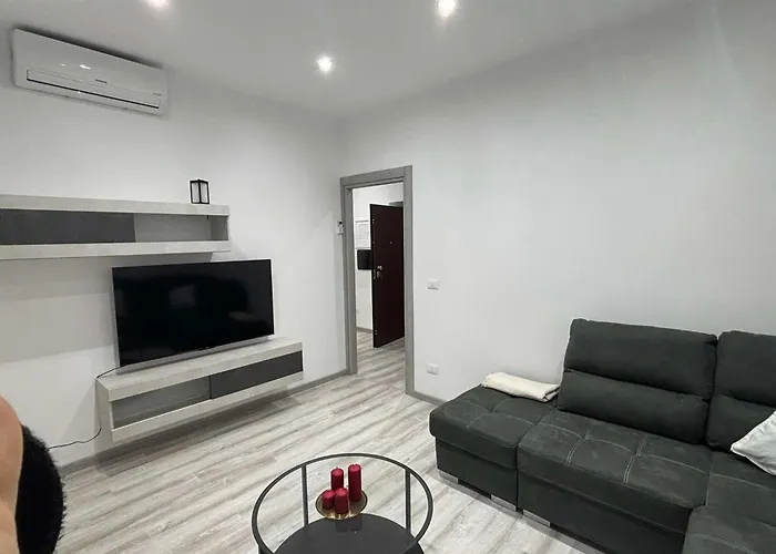 The Leaf Apartment Rom